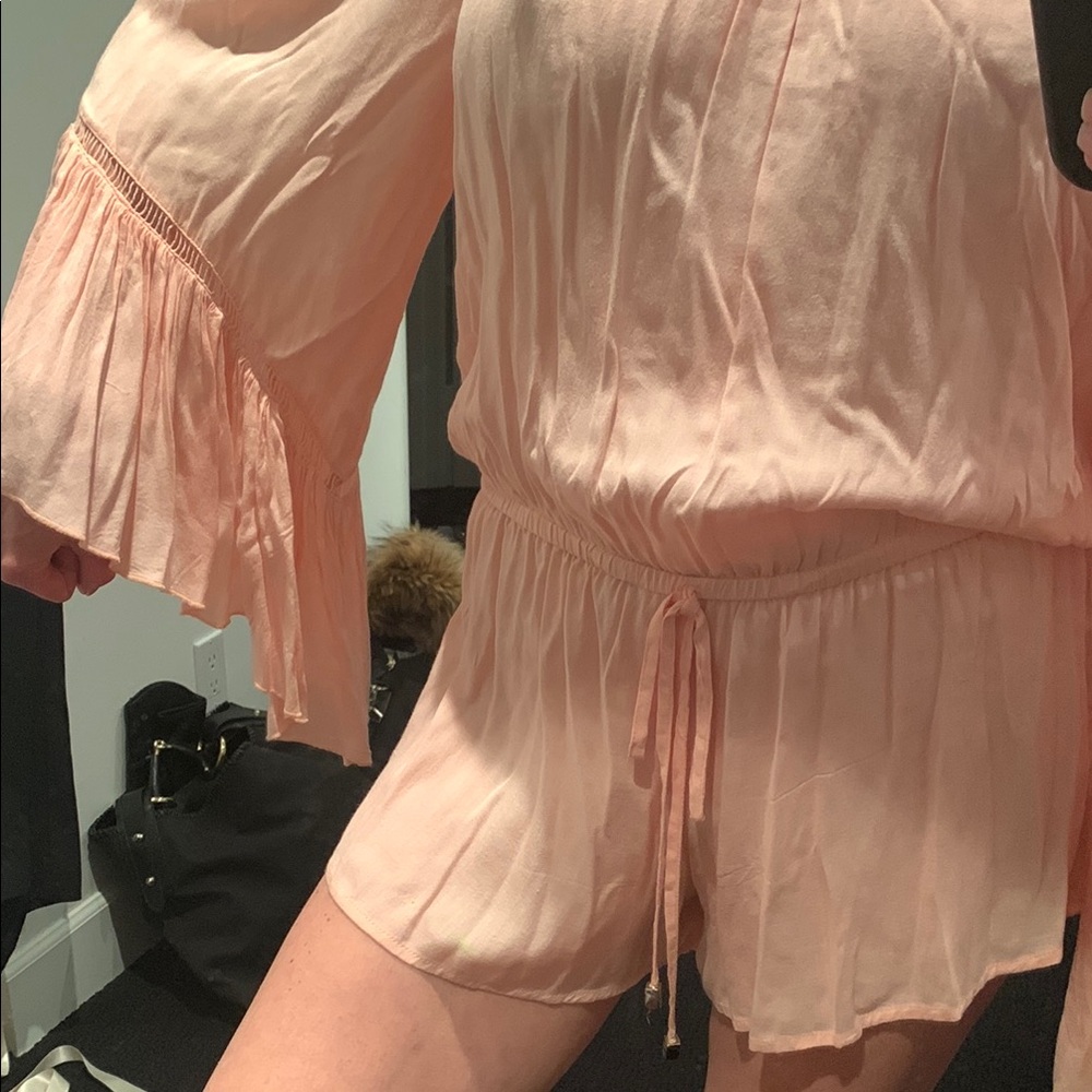 Elan Peach Casual Shorts with Flowing Design - Picture 5 of 12